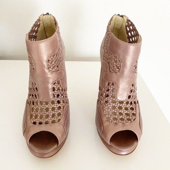 Alexandre Birman Metallic Rose Gold Braided Caged Open Toe Leather Heels 6.5 - Picture 3 of 12